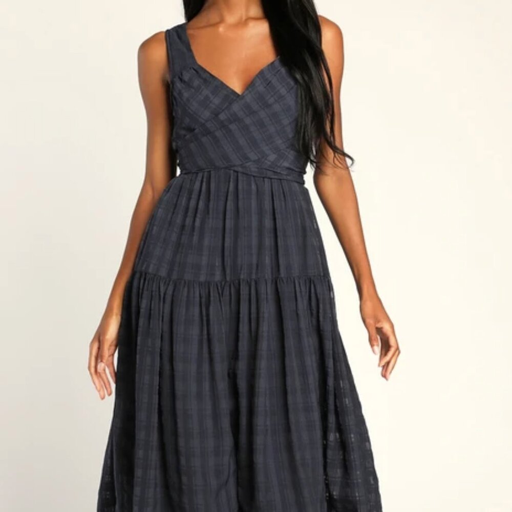 What a Trend Navy Blue Tie-Back Tiered Midi Dress